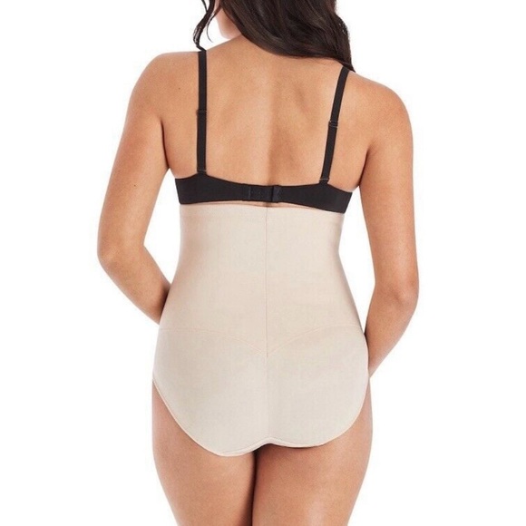 Maidenform Shapewear Firm Control High Waist Brief SZ Medium NWT - Picture 3 of 11
